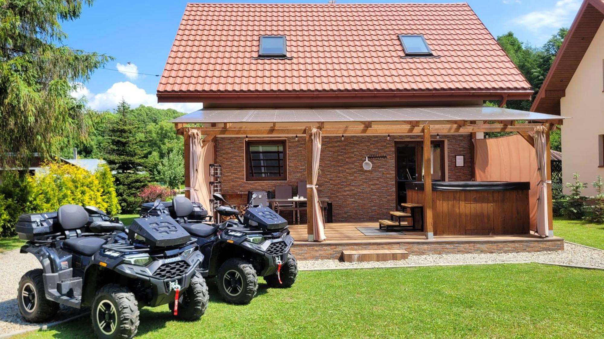 Urocza Kryjowka Ze Spa Lesko Ngoại thất bức ảnh